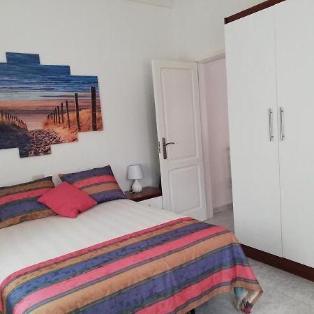 Apartamentos Ofelia - Céntrico apartamento junto a la playa Las Palmas de Gran Canaria Extérieur photo
